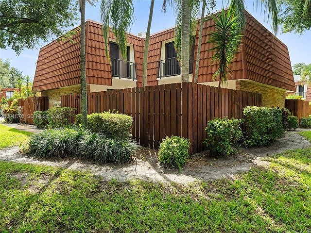 1st image of 3118 Spanish Wells Dr