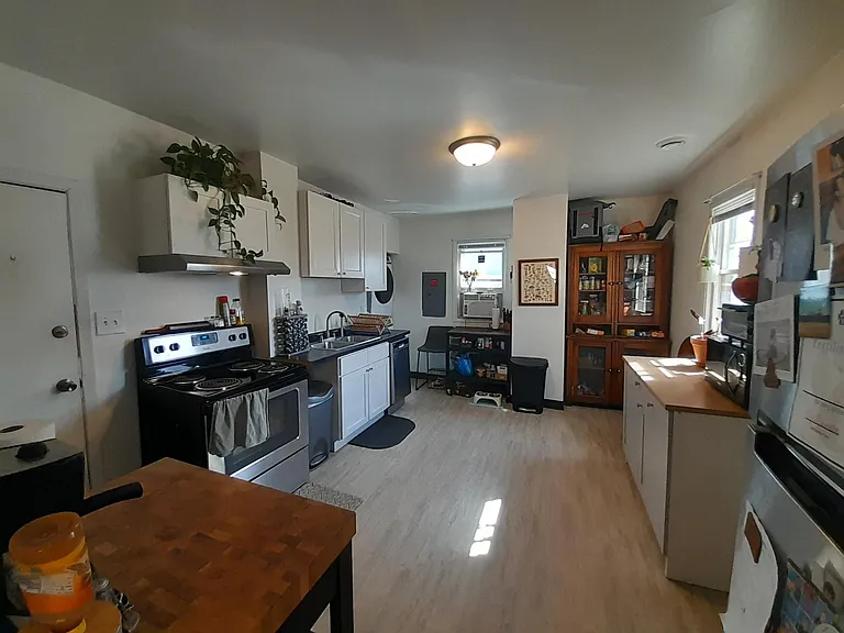 2-964 Lowry Ave NE #2 — Photo 9