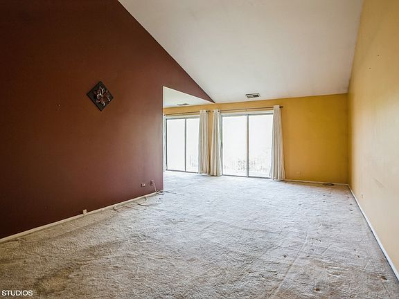 3rd image of 600 Stone Circle Ct Unit W2