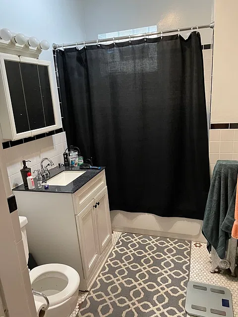 1448-50 W Rascher - 1448 Unit 1 — Photo 3