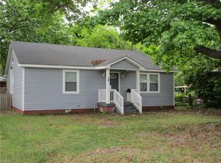 34 W Hygeia Ave, Hampton, VA 23663