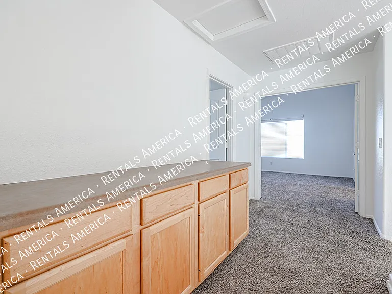 33251 N Symer Dr — Photo 19