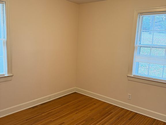 5th image of 2518 Elm Hill Pike