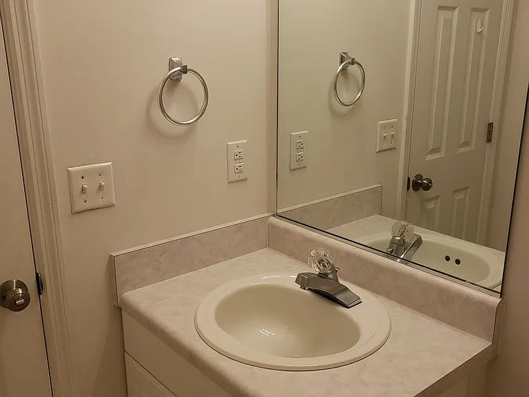 404 Northrop Pl — Photo 34