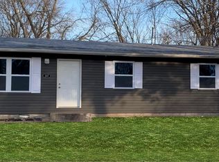 107 W Lakeview Ave, Centralia, MO 65240