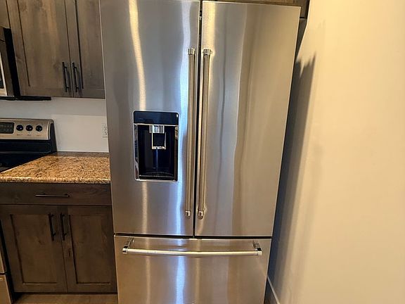 4th image of 507 N 3650 W