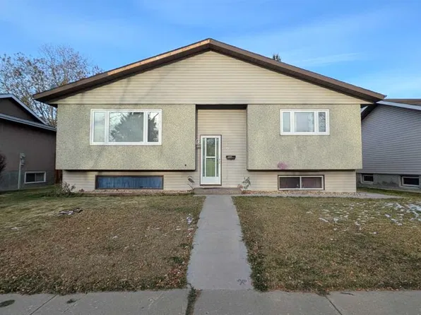169 SW Mount Pleasant Dr, Camrose, AB T4V 3H8