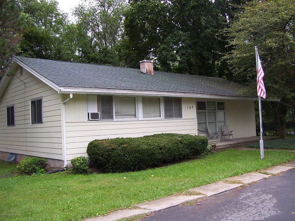 1st image of 105 Haines Ct