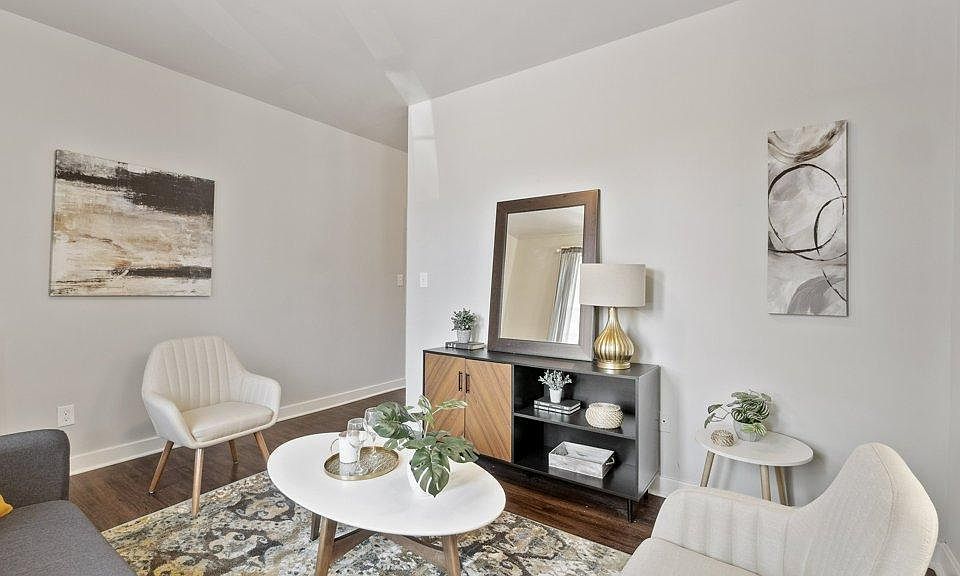 2nd image of 4417 2nd Ave #10