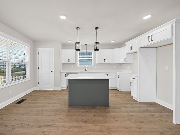 5th image of 394 Park Glen Ln Lot 318