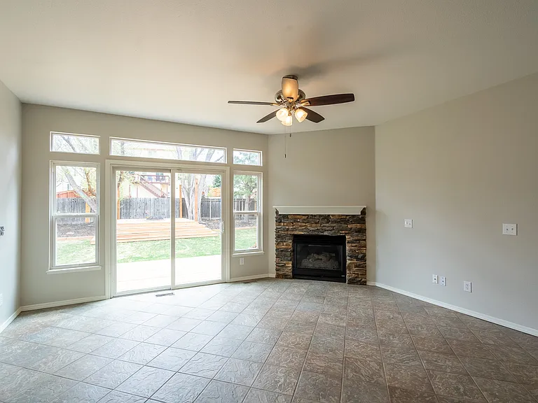 6431 Gemfield Dr — Photo 8