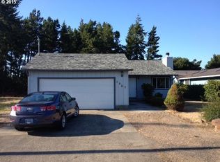 1567 20th St, Florence, OR 97439