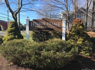 19 Towne House Rd #19, Hamden, CT 06514