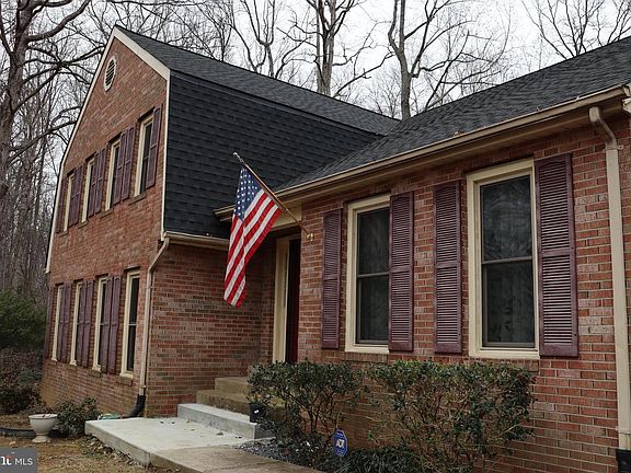 5th image of 32 Carter Ln