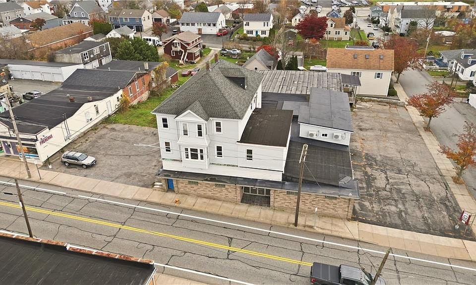 1st image of 42 Main Rd