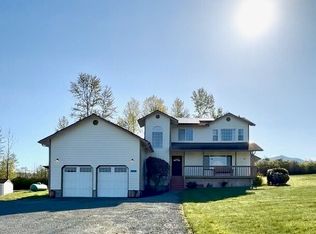 12917 Magnolia Ln, Mount Vernon, WA