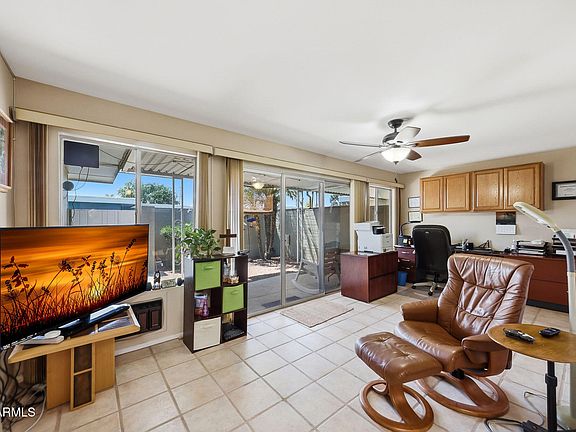 5th image of 10040 W LANCASTER Drive