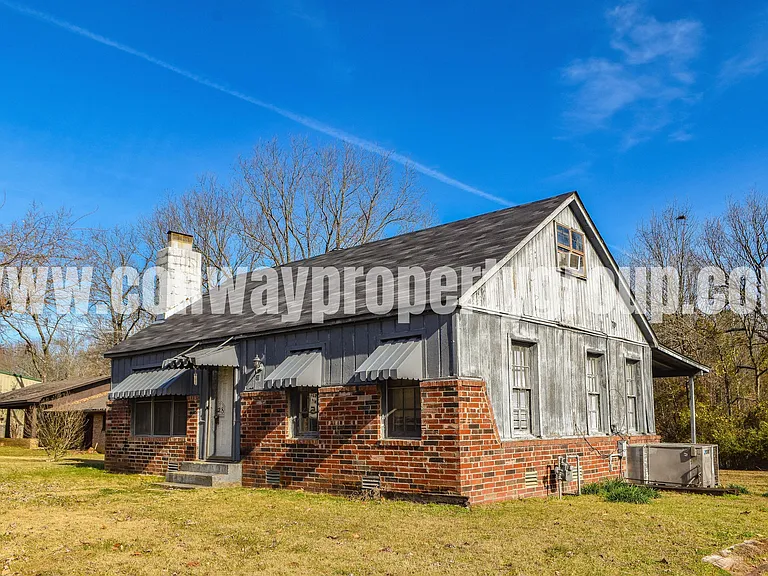 28 N Broadview St — Photo 3