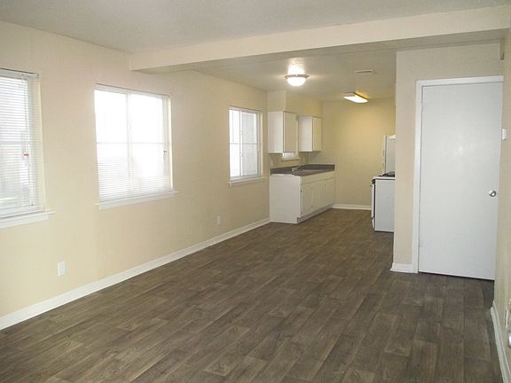 Living Rooom with vinyl flooring