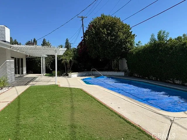 23180 Gainford St — Photo 2