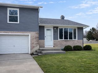 9650 Johnson St, Crown Pt, IN 46307