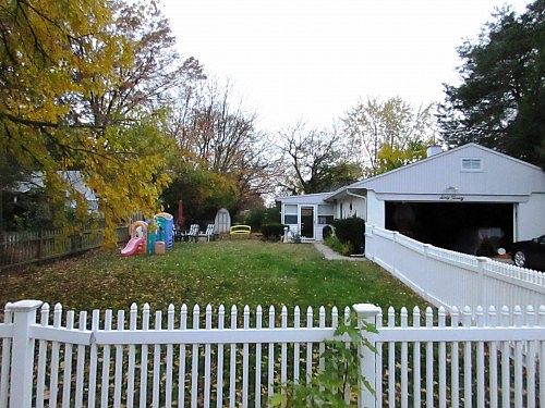 4th image of 6020 Winnpeny Ln