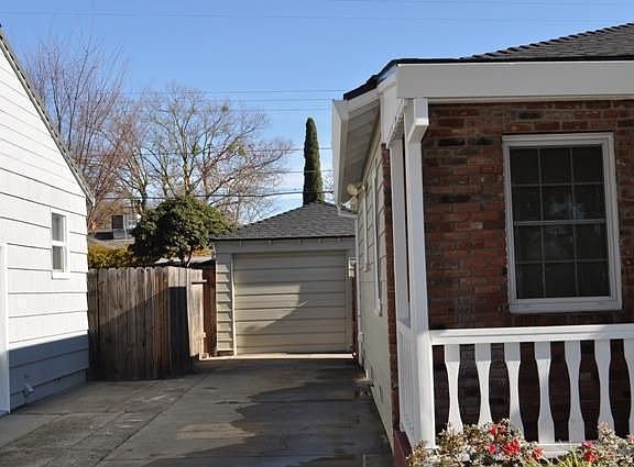 2nd image of 4521 60th St