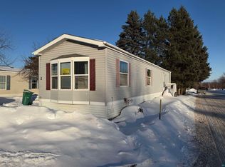 2 Dewberry Ln, Duluth, MN 55810