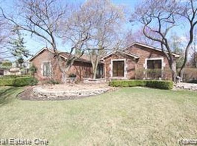 19550 Laurel Dr, Livonia, MI, 48152