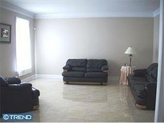 4th image of 1074 Logan Ln