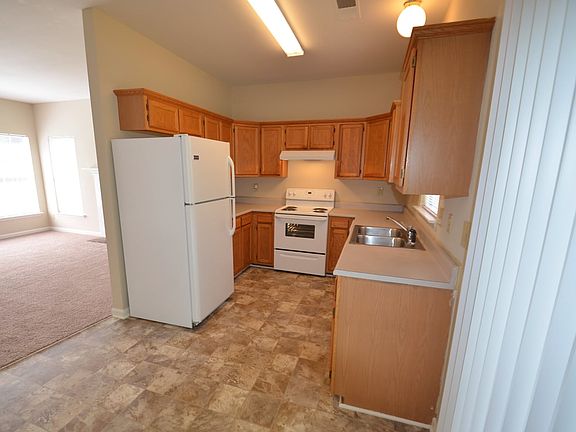 3rd image of 7310 Brighton Brook Dr