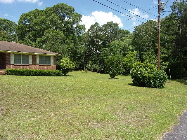 2nd image of 1904 Williams Ct