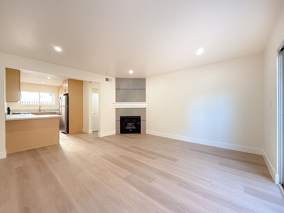 1st image of 4528 Murietta Ave APT 2