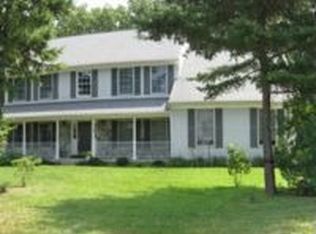 3 Regency Dr, Voorhees, NJ 08043