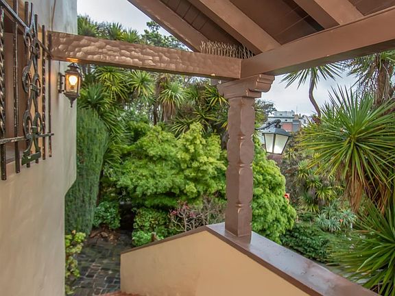 3rd image of 108 Villa Ter