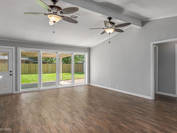 5th image of 113 Lancashire Dr
