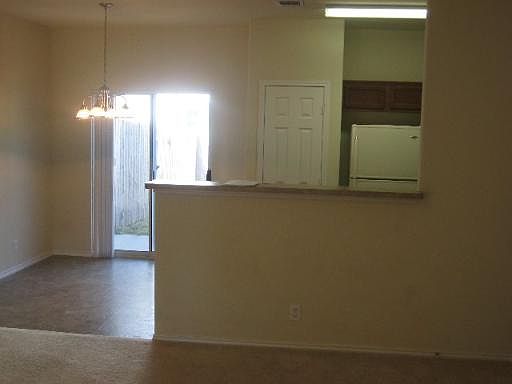 5th image of 4137 COPANO BAY #1