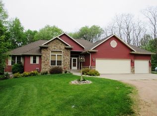 2826 Hay Meadow Dr, Stevens Point, WI 54482