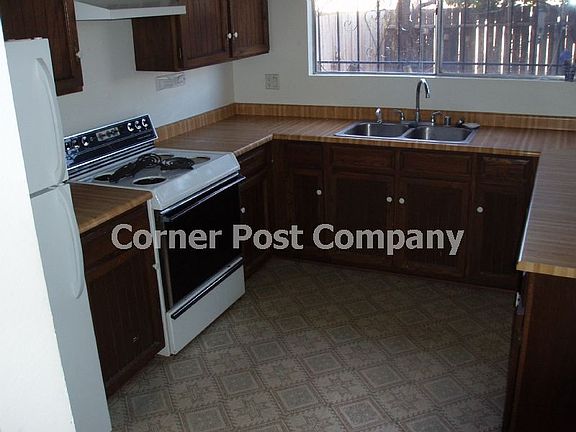 3rd image of 105 Calle Playa Del Sol NE