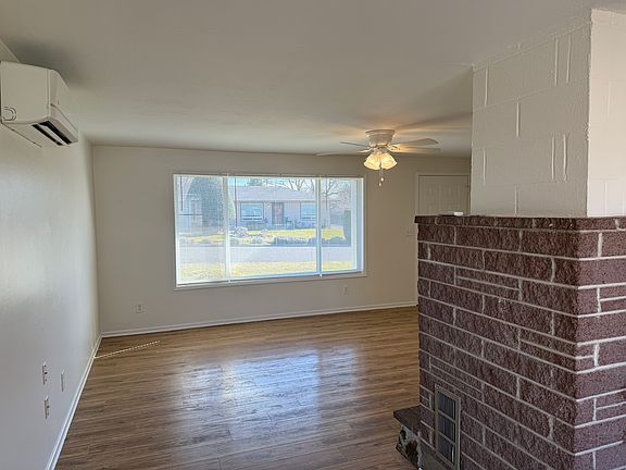 4th image of 1308 S 43rd Ave