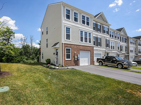 2nd image of 170 Solara Dr