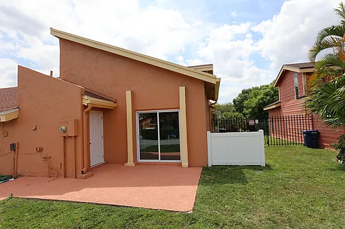 2239 NW 55th Ter Photo 1