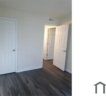 1245 Nelson St — Photo 9