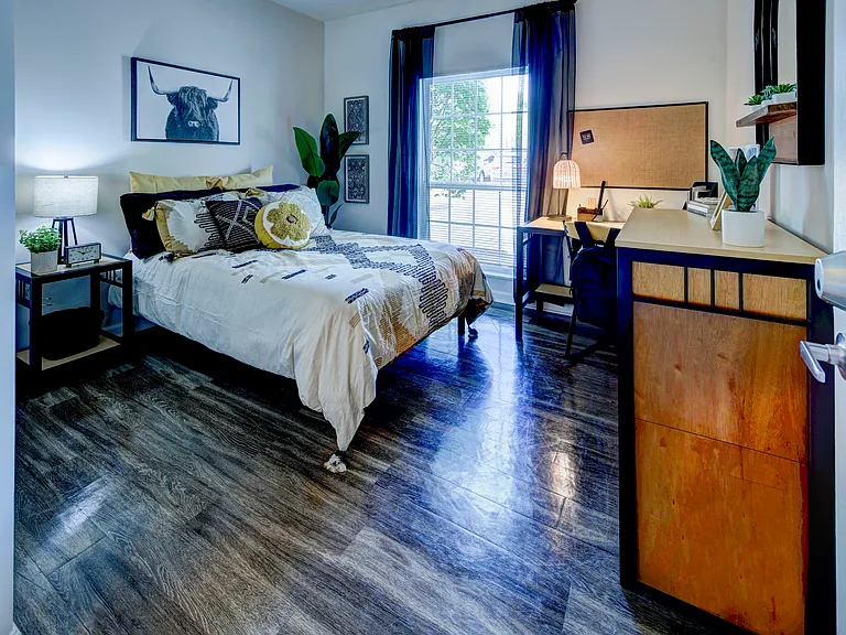 Peninsular Place Apartments — Photo 37