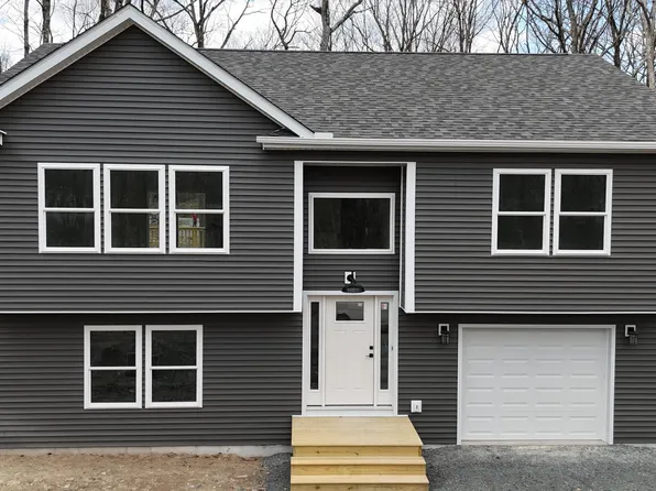 104 Sunfish Rd, Milford, PA 18337