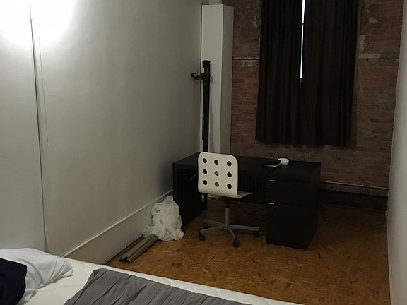 4th image of 79 Court St #2