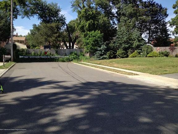 4th image of 1416 Colorado Dr