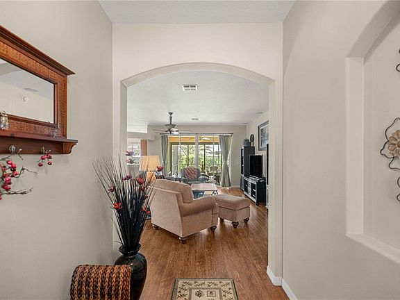 4th image of 15862 SW 13TH CIRCLE