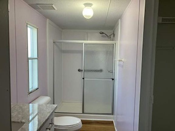 5th image of 700 Beck St #700B