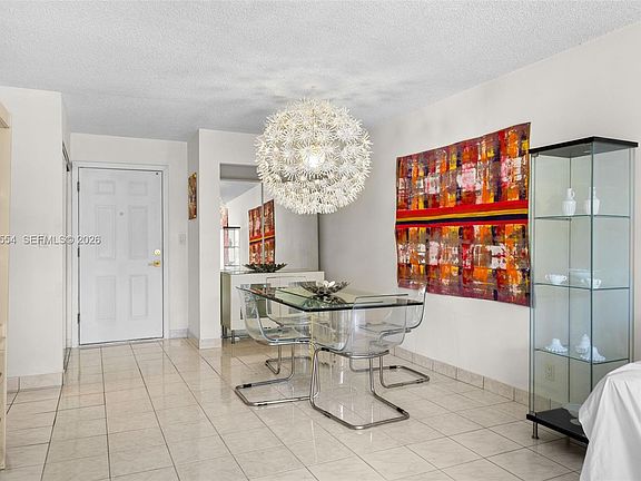 3rd image of 2101 Atlantic Shores Blvd APT 118